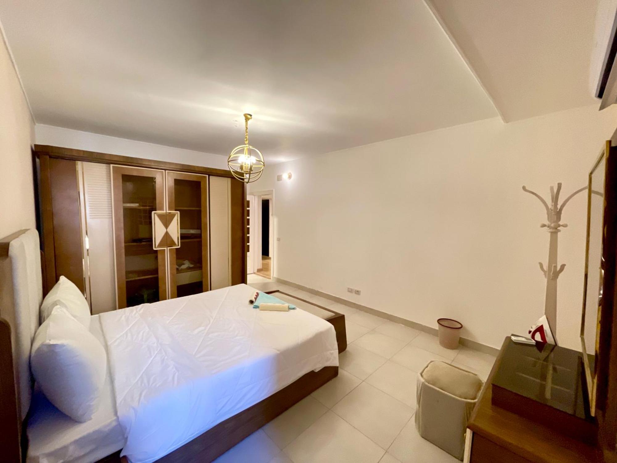 3br Spacious Overlooking Nile Corniche Maadi Apartment